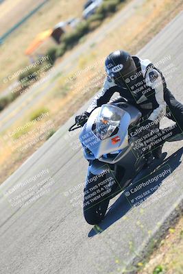 media/Oct-15-2023-TrackXperience (Sun) [[85198ff50b]]/Group 3/session 4 turn 3/